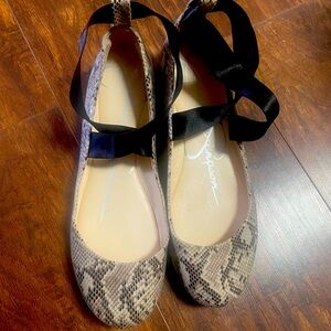 JESSICA SIMPSON WOMEN'S MANDAYSS PULL ON FLAT BALLET SHOES sz 9 M NEUTRAL SNAKE